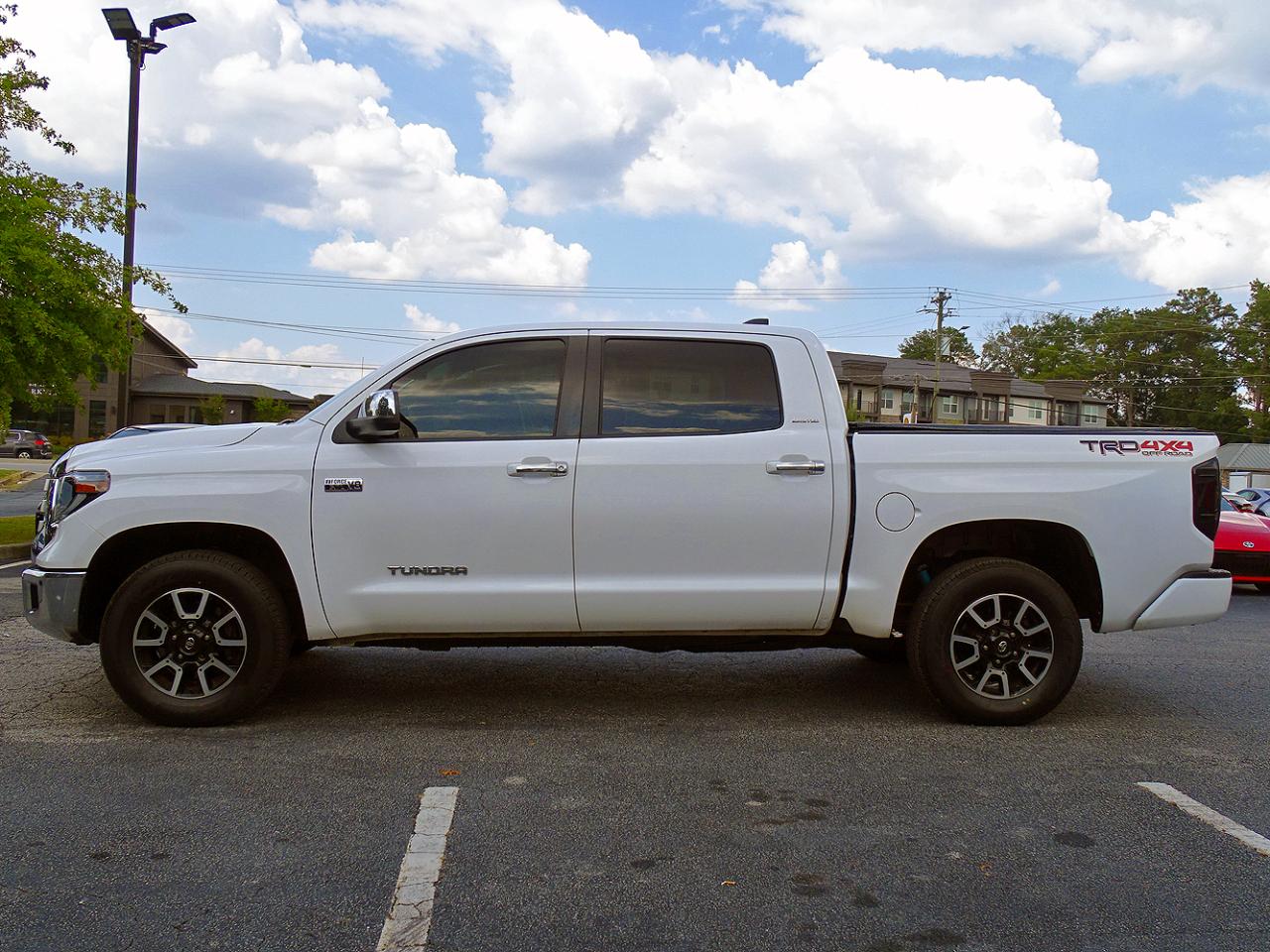 Toyota Tundra 4WD Limited CrewMax 5.5' Bed 5.7L (Natl) 2020