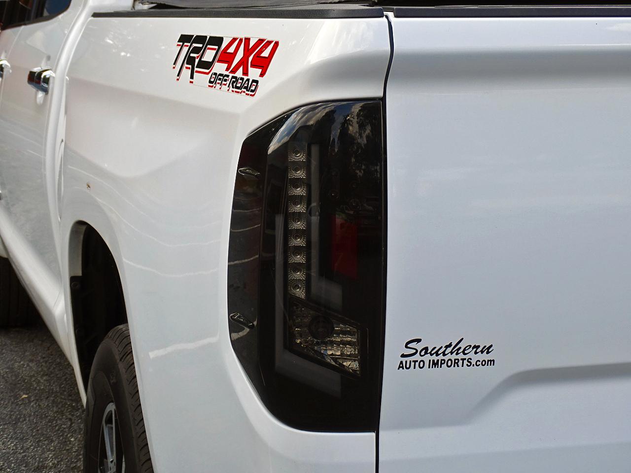 Toyota Tundra 4WD Limited CrewMax 5.5' Bed 5.7L (Natl) 2020