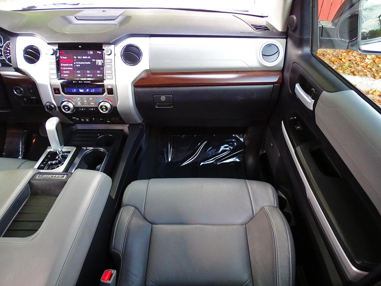 Toyota Tundra 4WD Limited CrewMax 5.5' Bed 5.7L (Natl) 2020