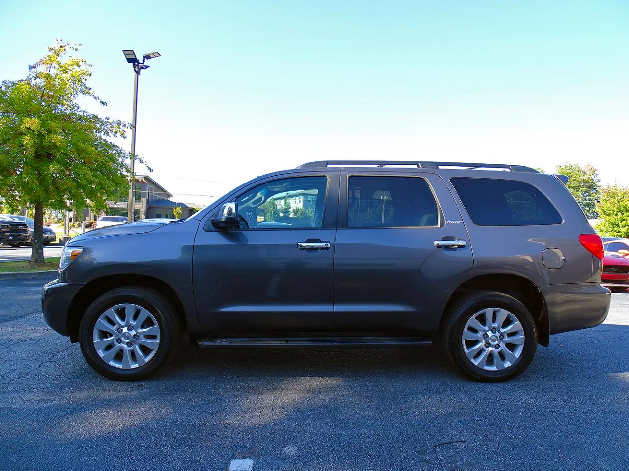 Toyota Sequoia RWD 5.7L Platinum (Natl) 2013
