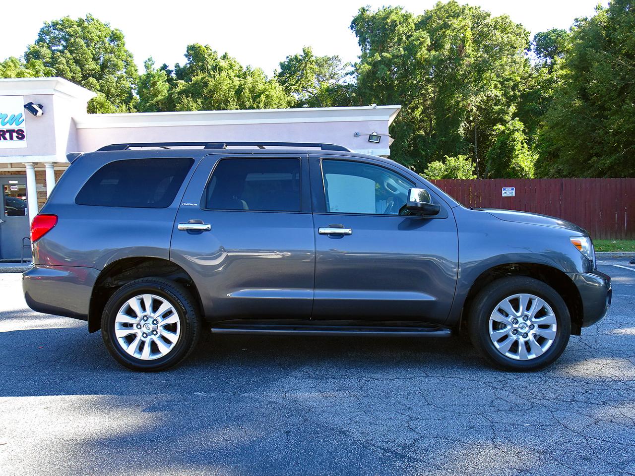 Toyota Sequoia RWD 5.7L Platinum (Natl) 2013