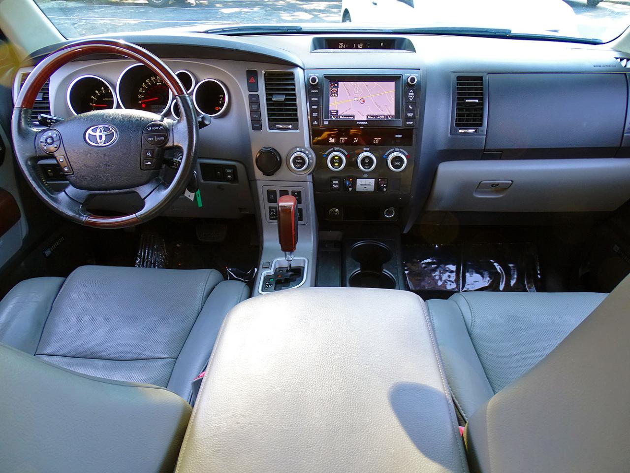 Toyota Sequoia RWD 5.7L Platinum (Natl) 2013