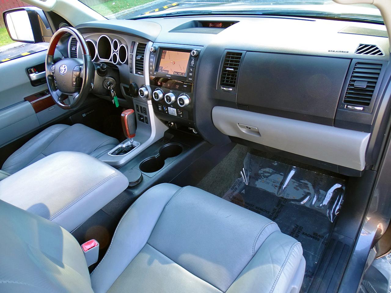 Toyota Sequoia RWD 5.7L Platinum (Natl) 2013