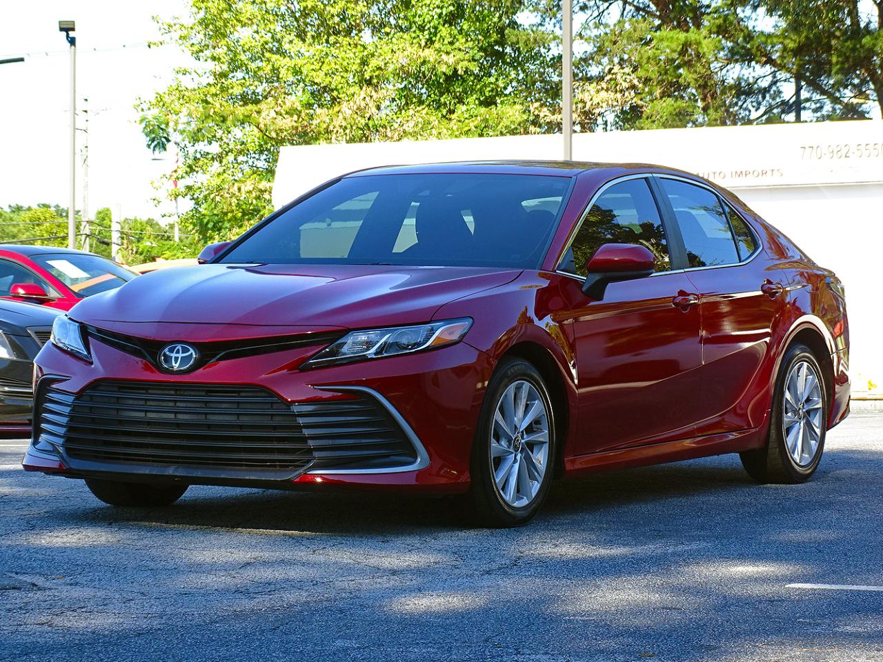 Toyota Camry LE Auto (Natl) 2023