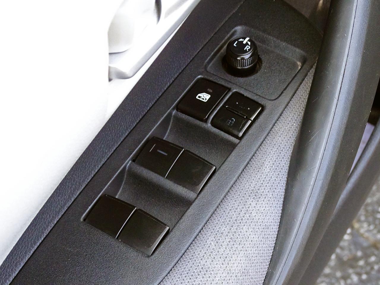 Toyota Corolla photo 17