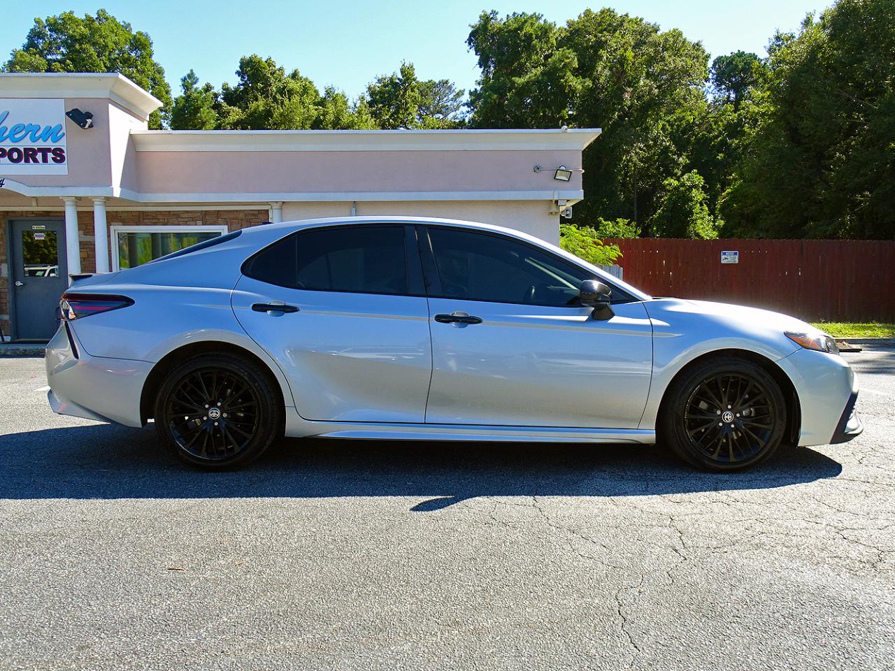 Toyota Camry SE Nightshade 4D Sedan 2021
