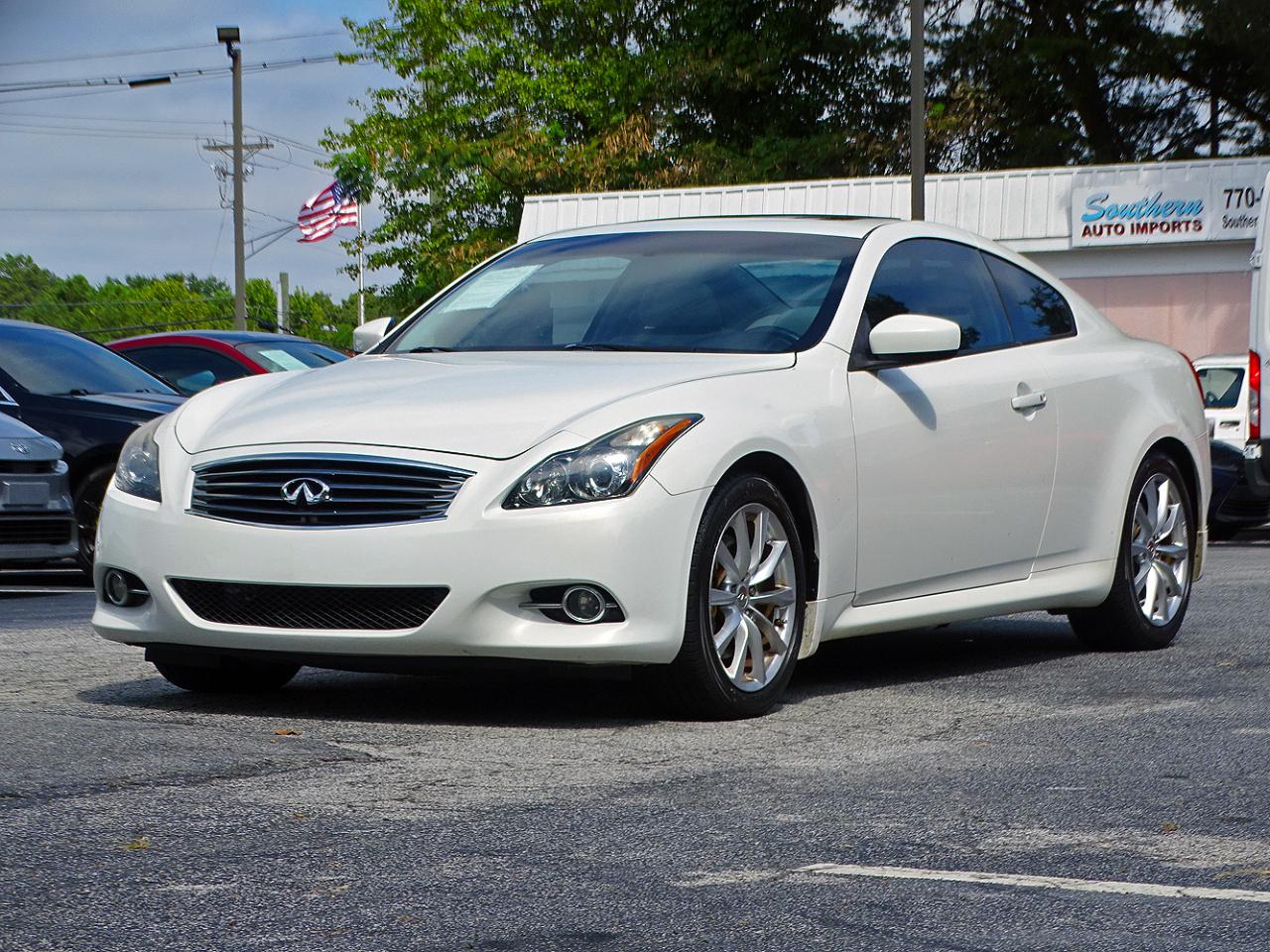 Infiniti G37 photo 5