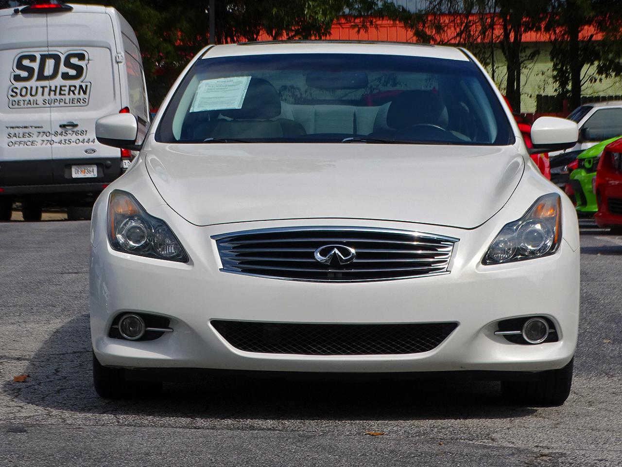 Infiniti G37 photo 6