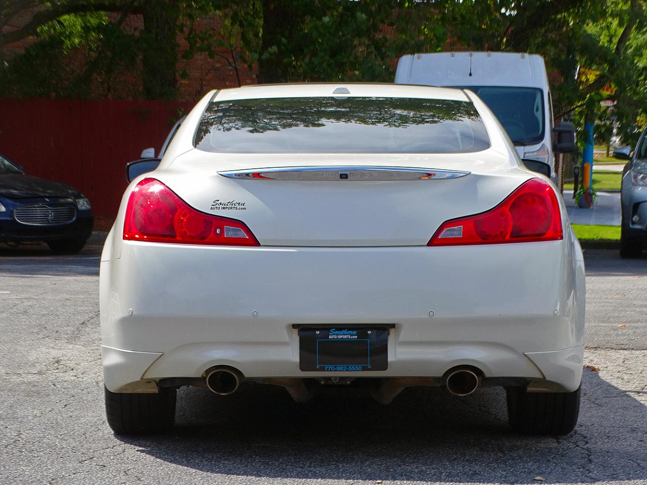 Infiniti G37 photo 10