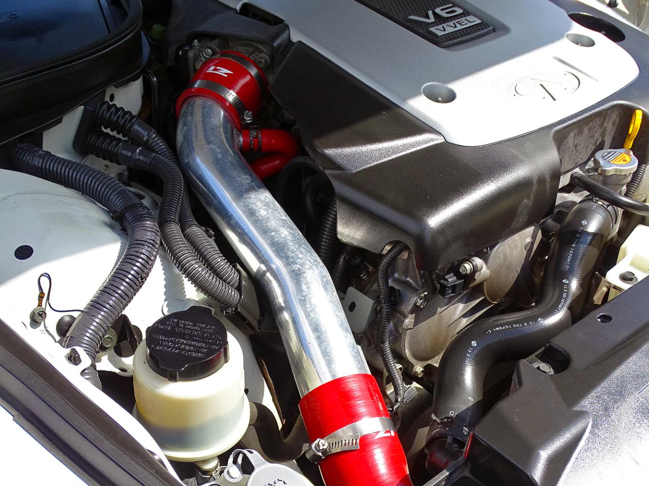 Infiniti G37 photo 12