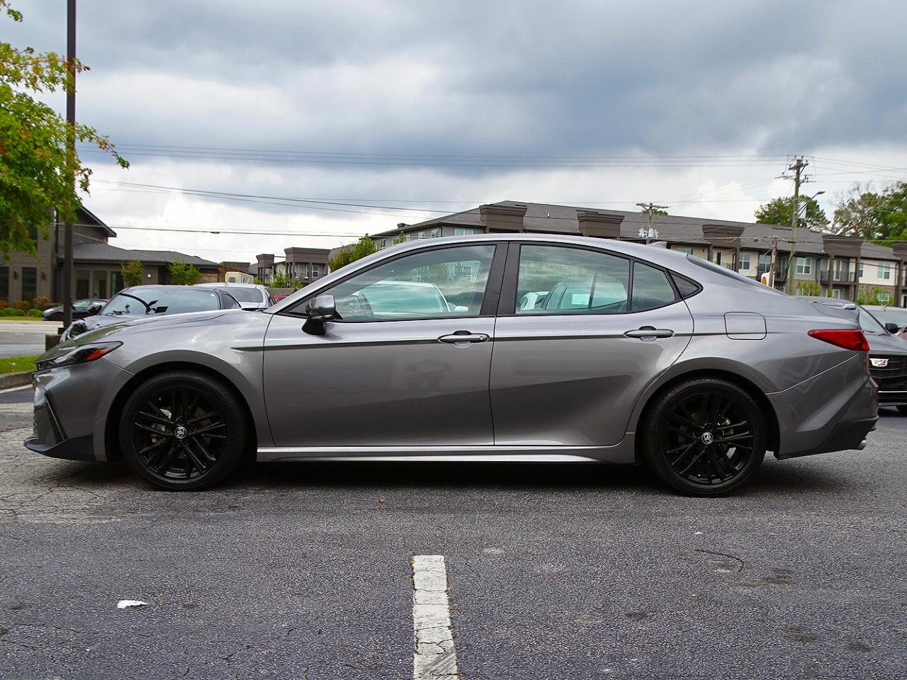 Toyota Camry photo 5