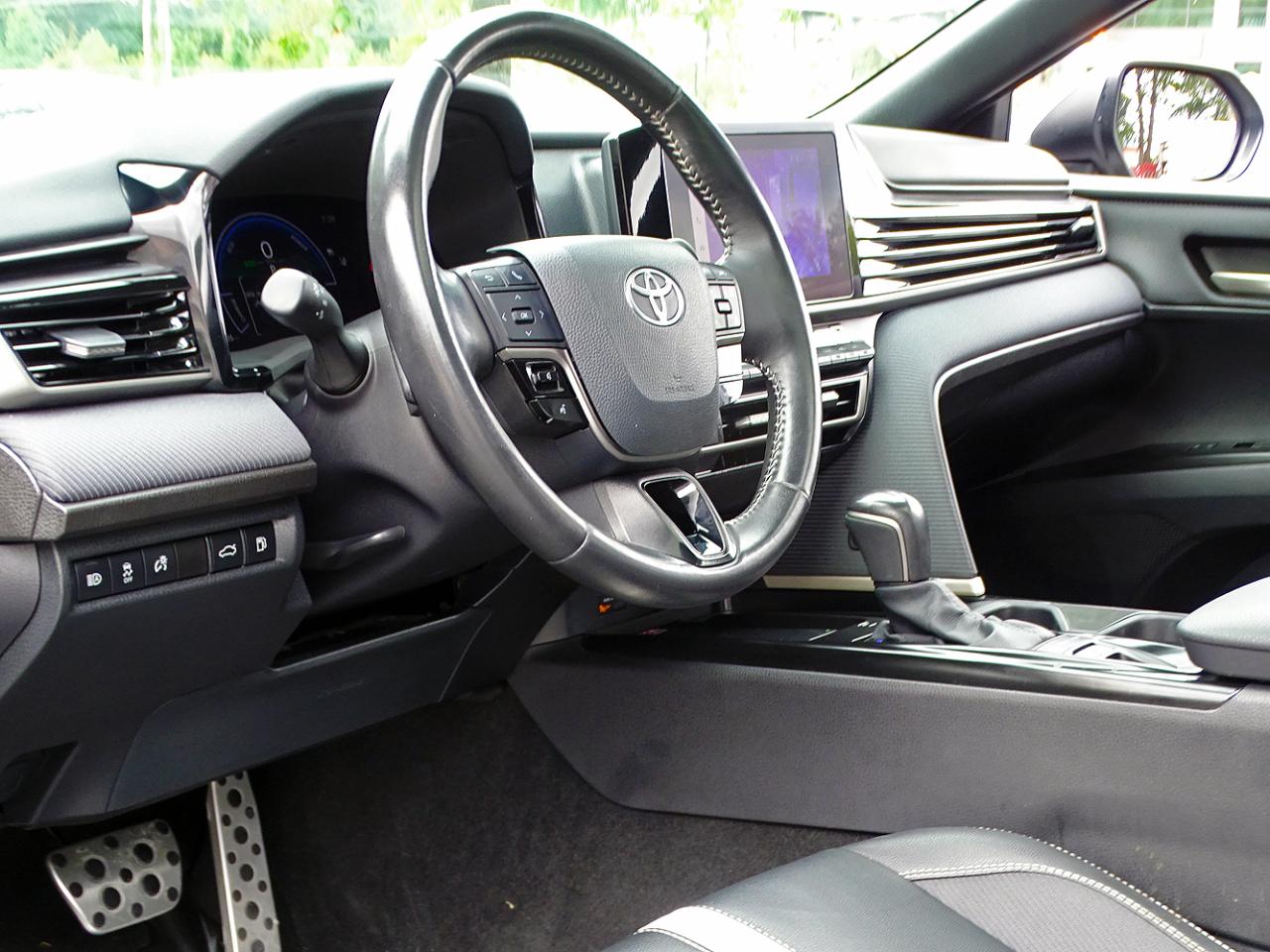 Toyota Camry photo 20