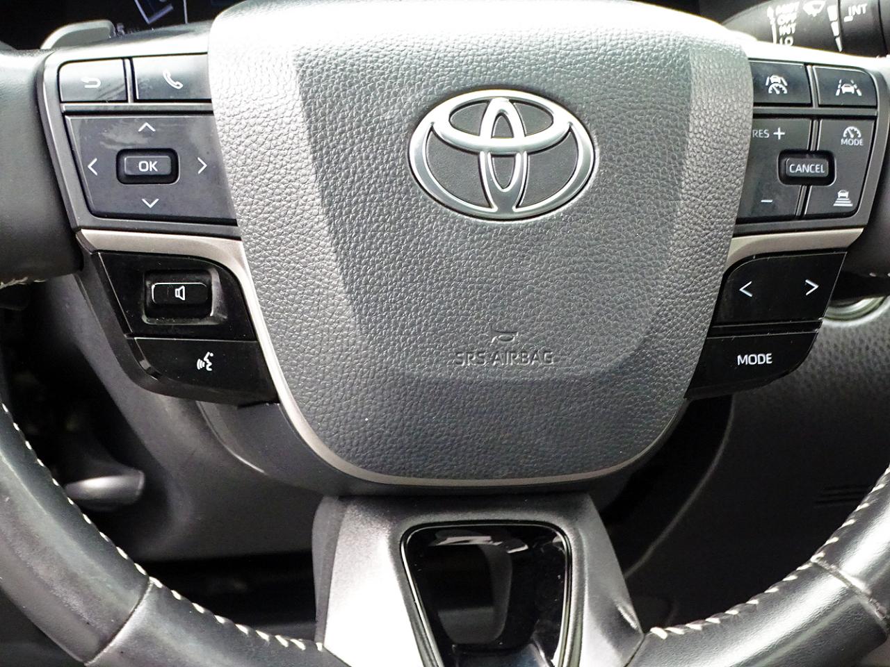 Toyota Camry photo 22