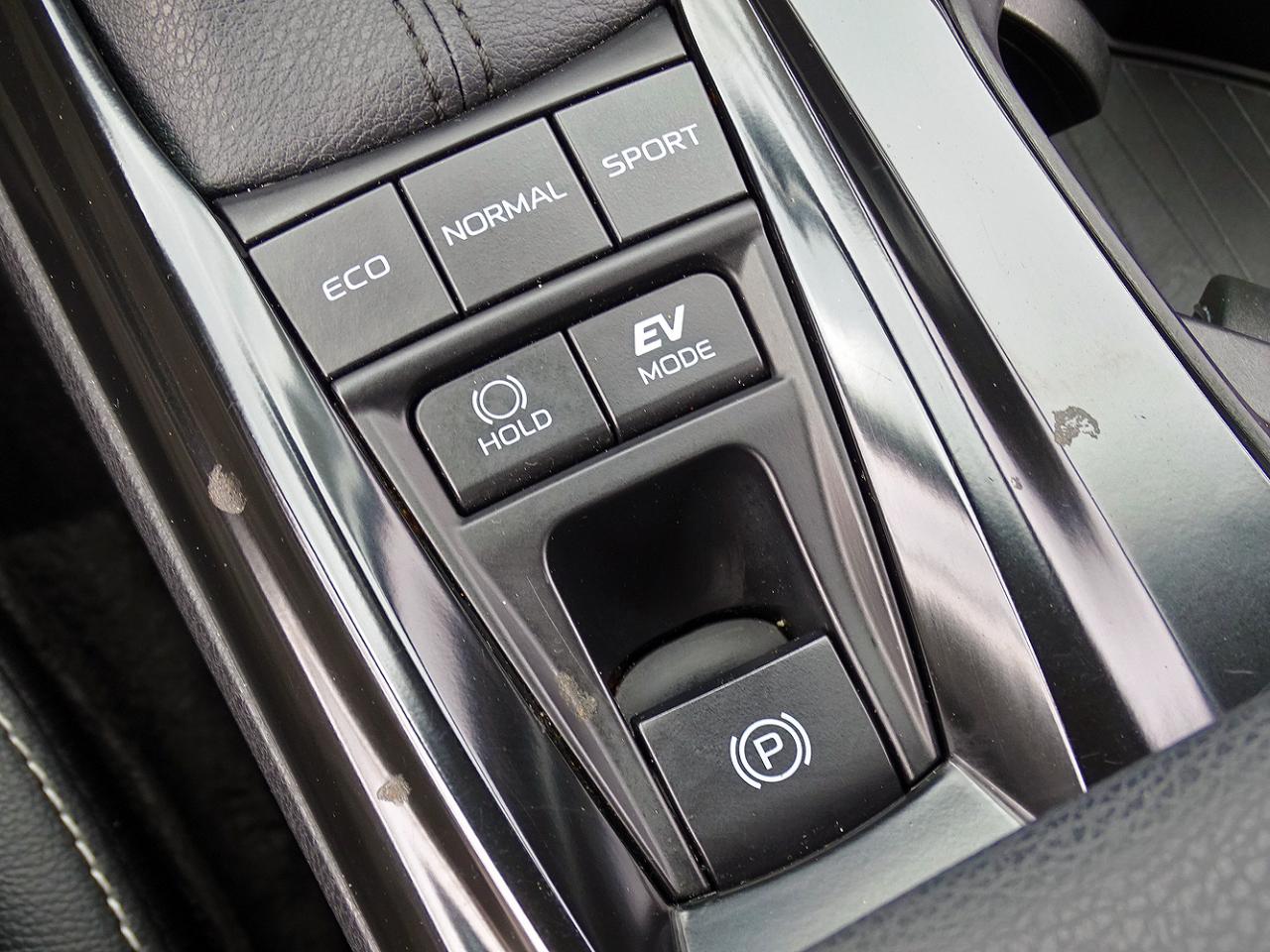 Toyota Camry photo 36