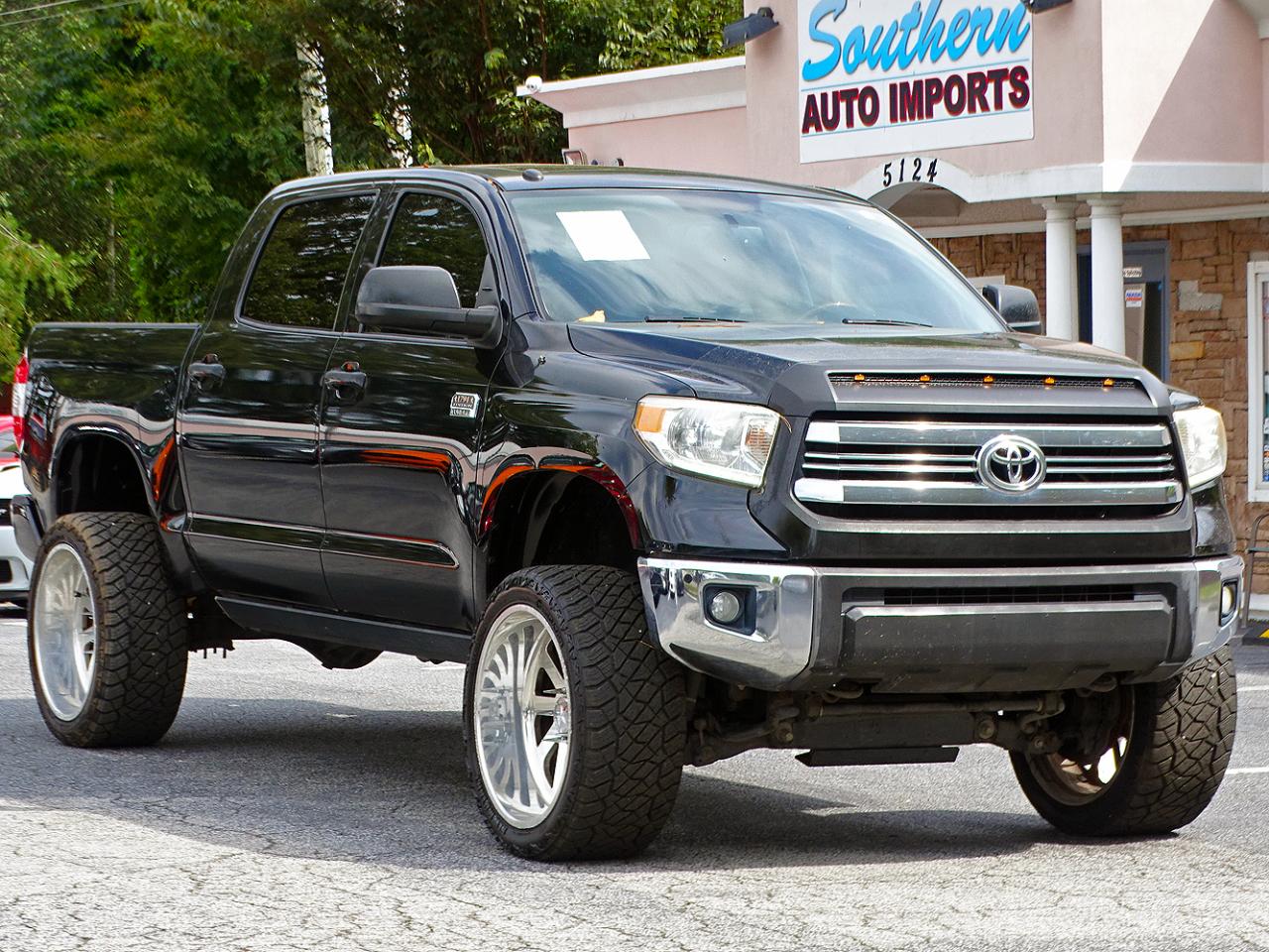 Toyota Tundra 4WD Truck CrewMax 5.7L FFV V8 6-Spd AT Platinum (Natl) 2016