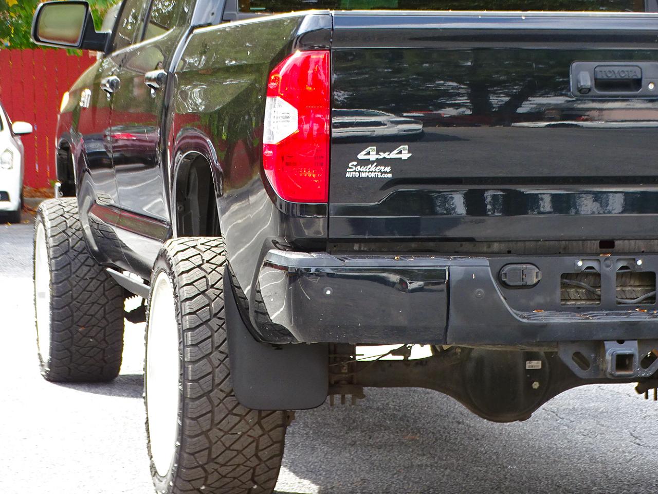 Toyota Tundra 4WD Truck CrewMax 5.7L FFV V8 6-Spd AT Platinum (Natl) 2016