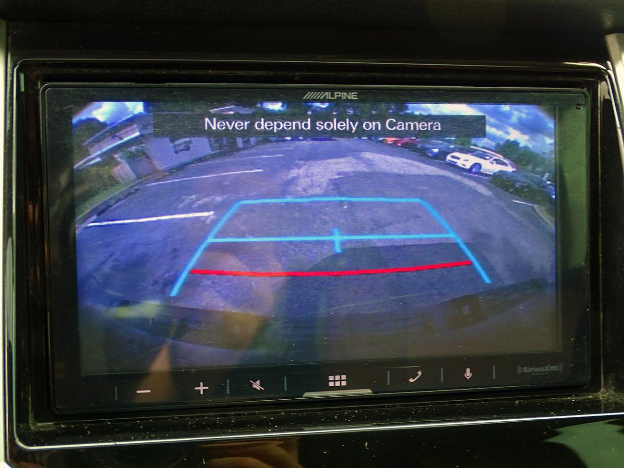 Toyota Tundra 4WD Truck CrewMax 5.7L FFV V8 6-Spd AT Platinum (Natl) 2016