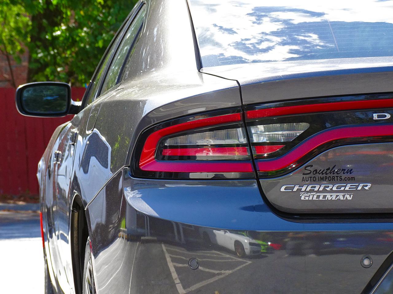 Dodge Charger photo 12