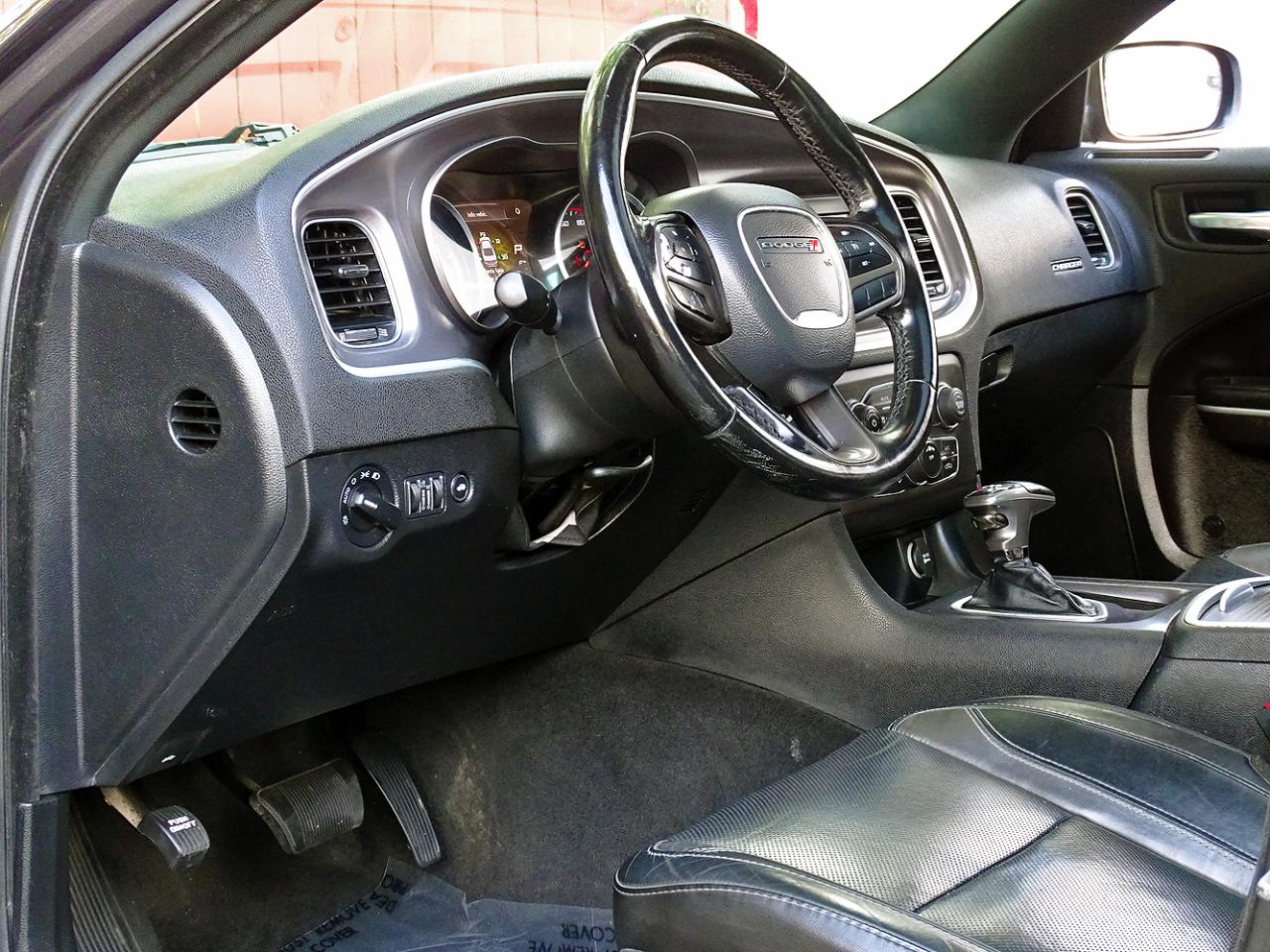 Dodge Charger photo 18