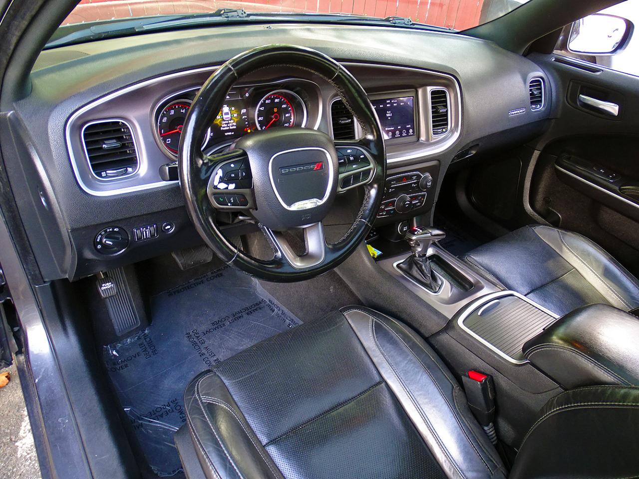 Dodge Charger photo 22