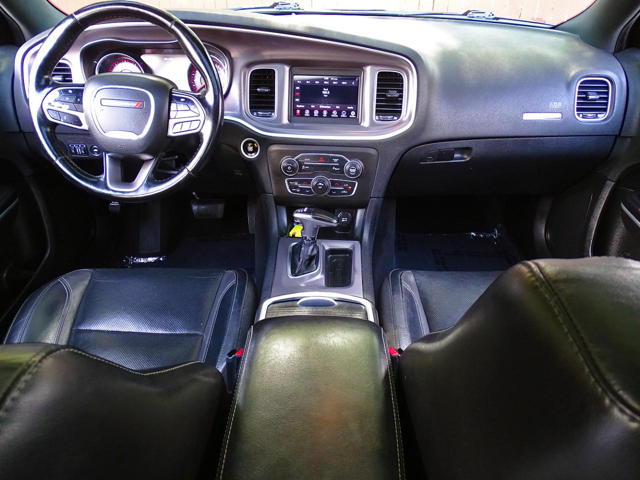 Dodge Charger photo 28