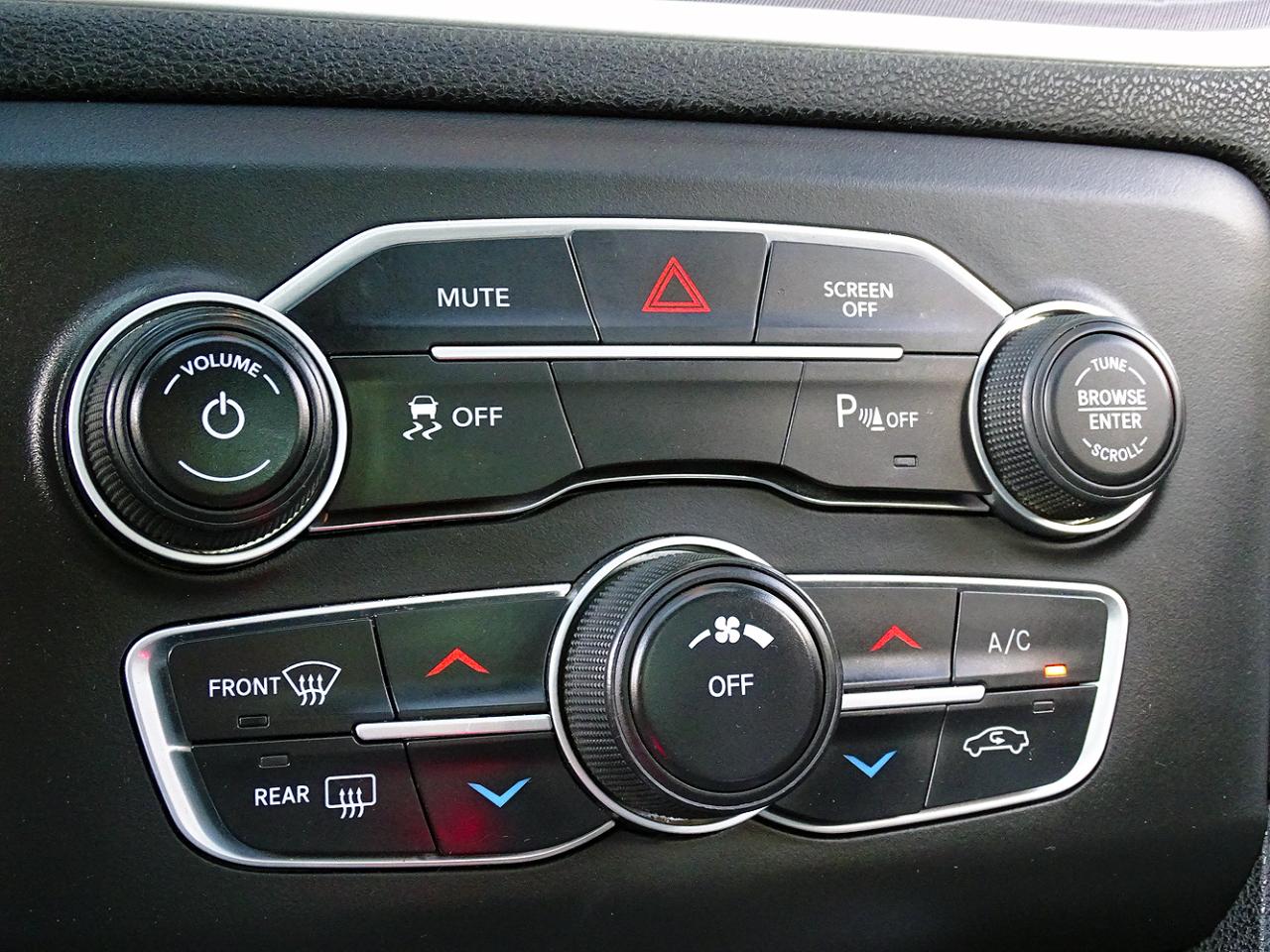 Dodge Charger photo 35