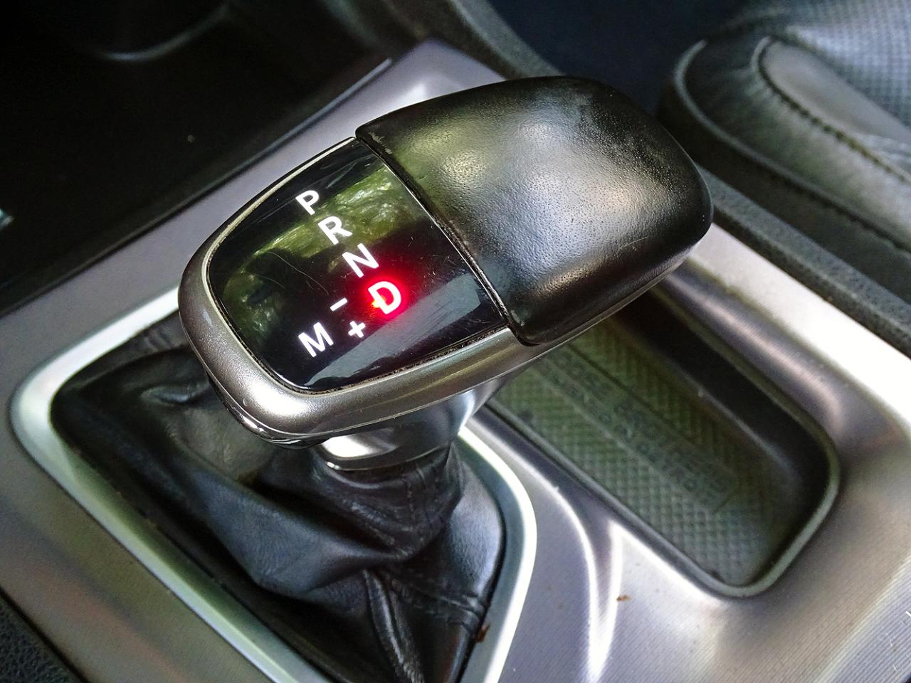 Dodge Charger photo 36