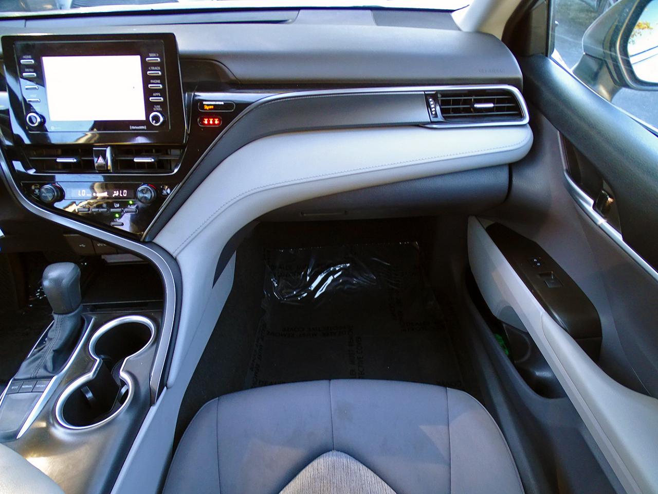 Toyota Camry LE Auto (Natl) 2023