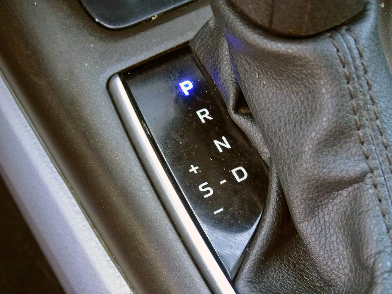 Toyota Camry LE Auto (Natl) 2023