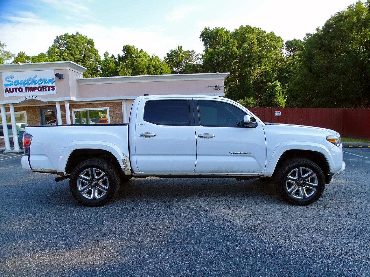 Toyota Tacoma Limited Double Cab 5' Bed V6 4x4 AT (Natl) 2017