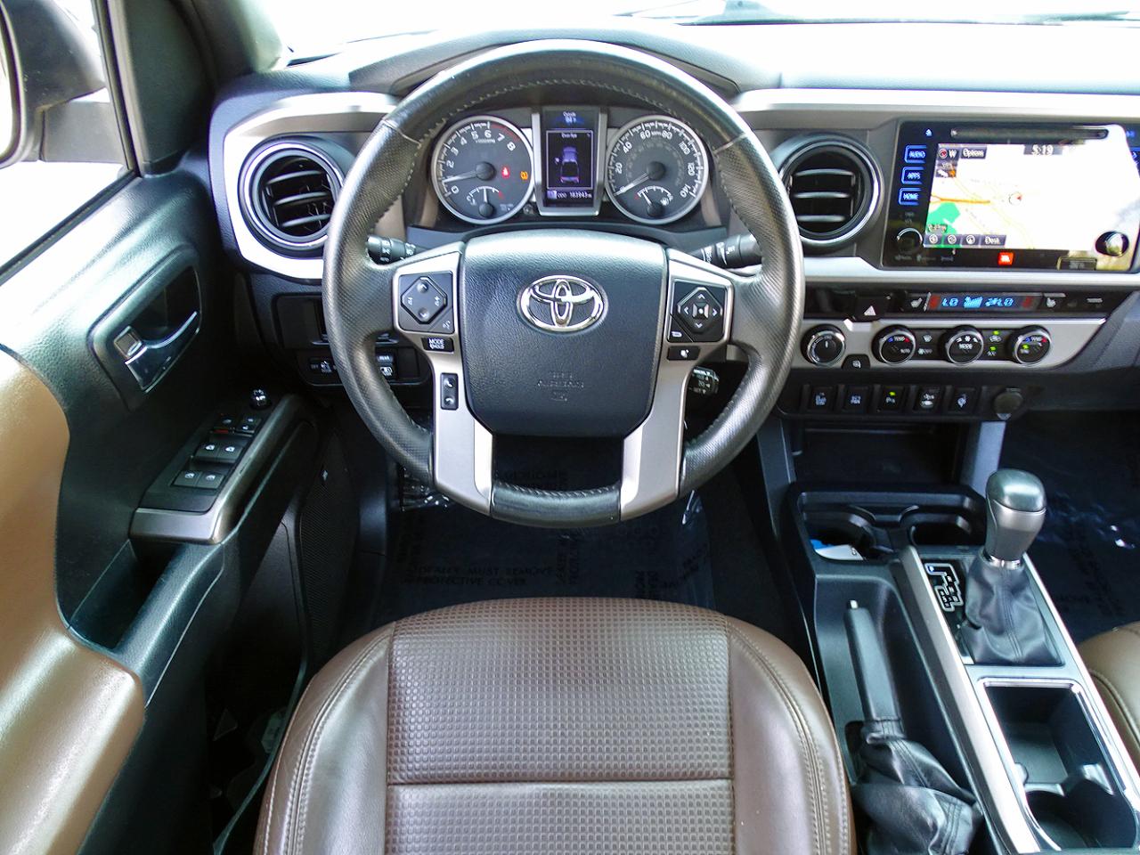 Toyota Tacoma Limited Double Cab 5' Bed V6 4x4 AT (Natl) 2017