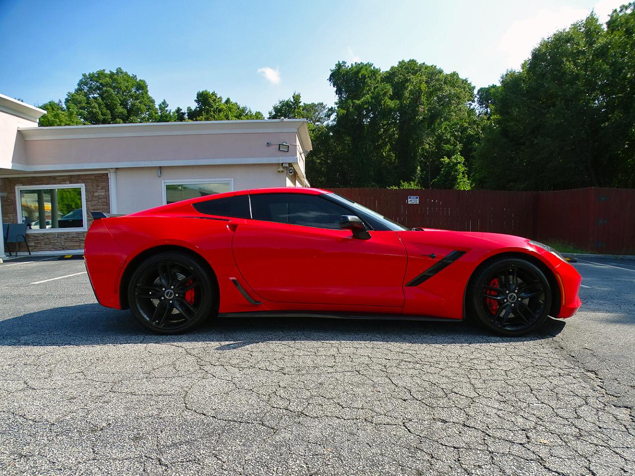 Chevrolet Corvette photo 9