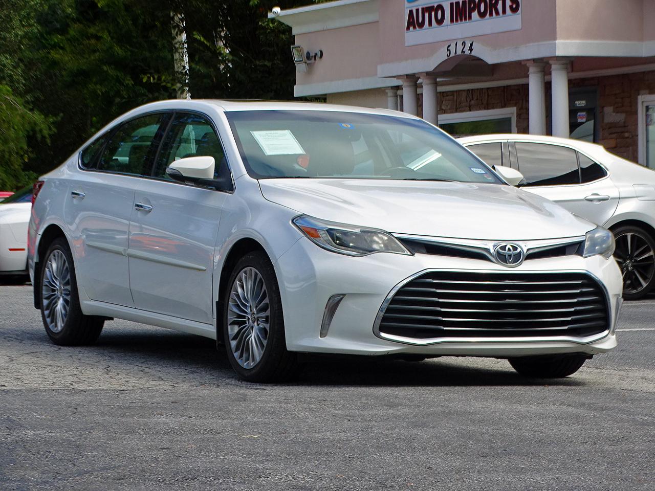 Toyota Avalon photo 7