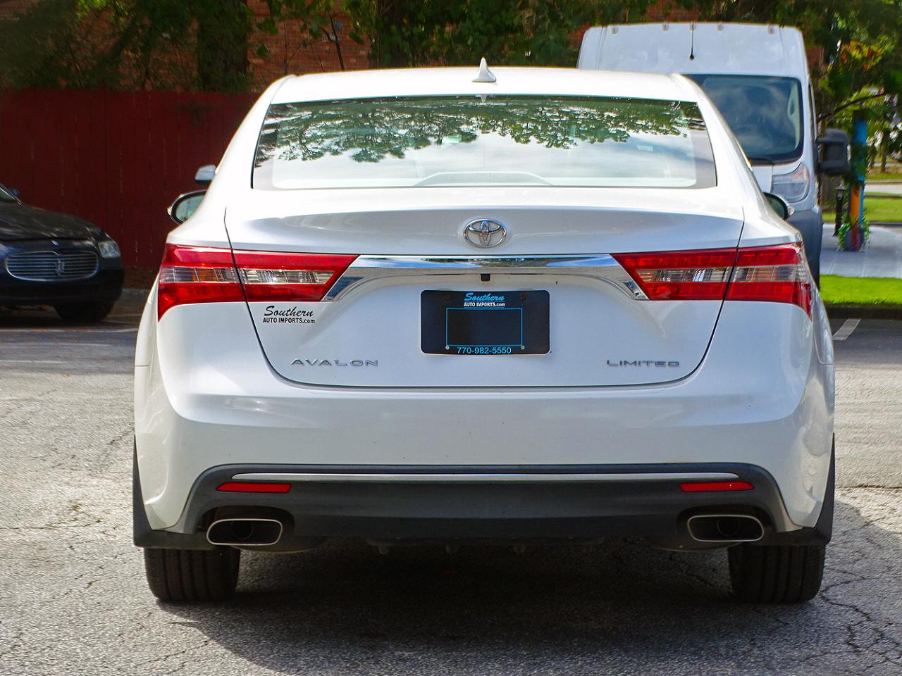 Toyota Avalon photo 10
