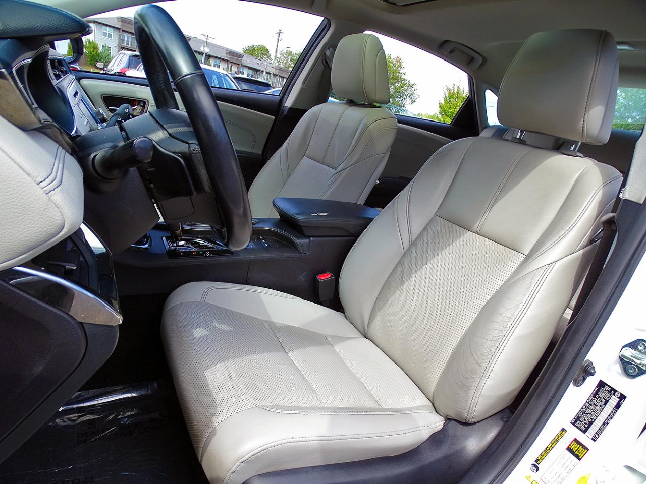 Toyota Avalon photo 15