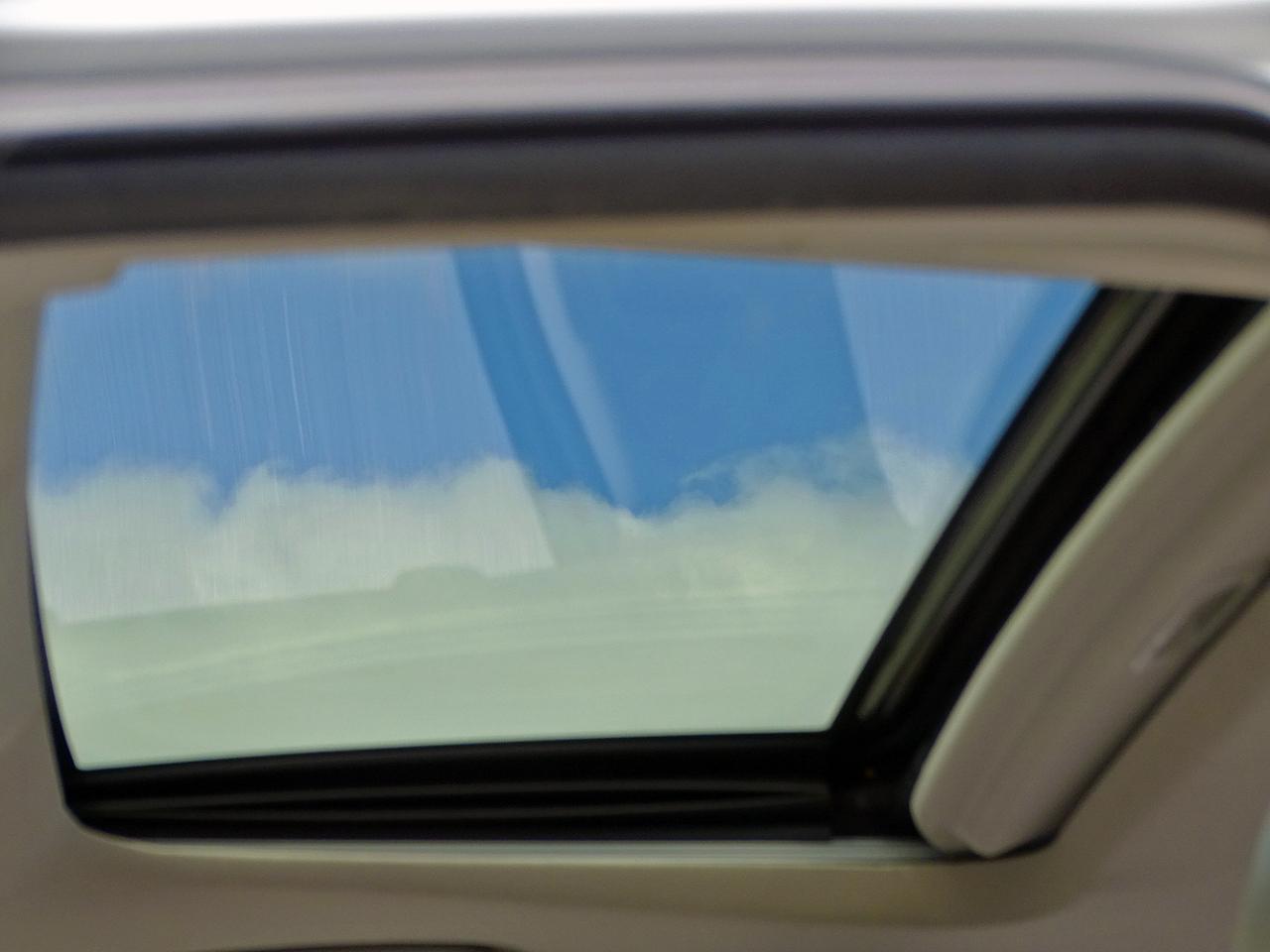 Toyota Avalon photo 17