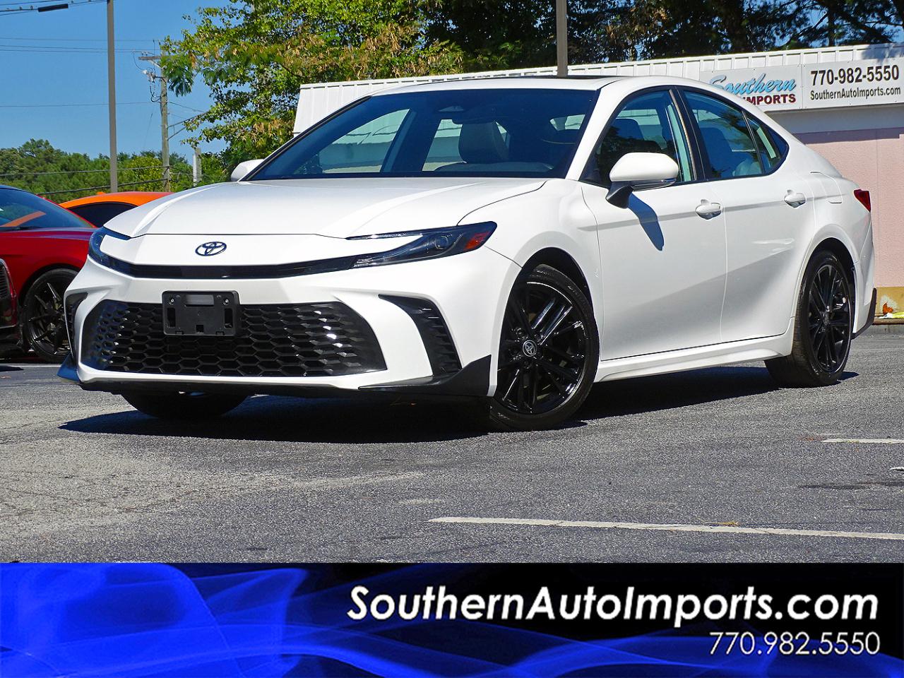 2025 Toyota Camry SE