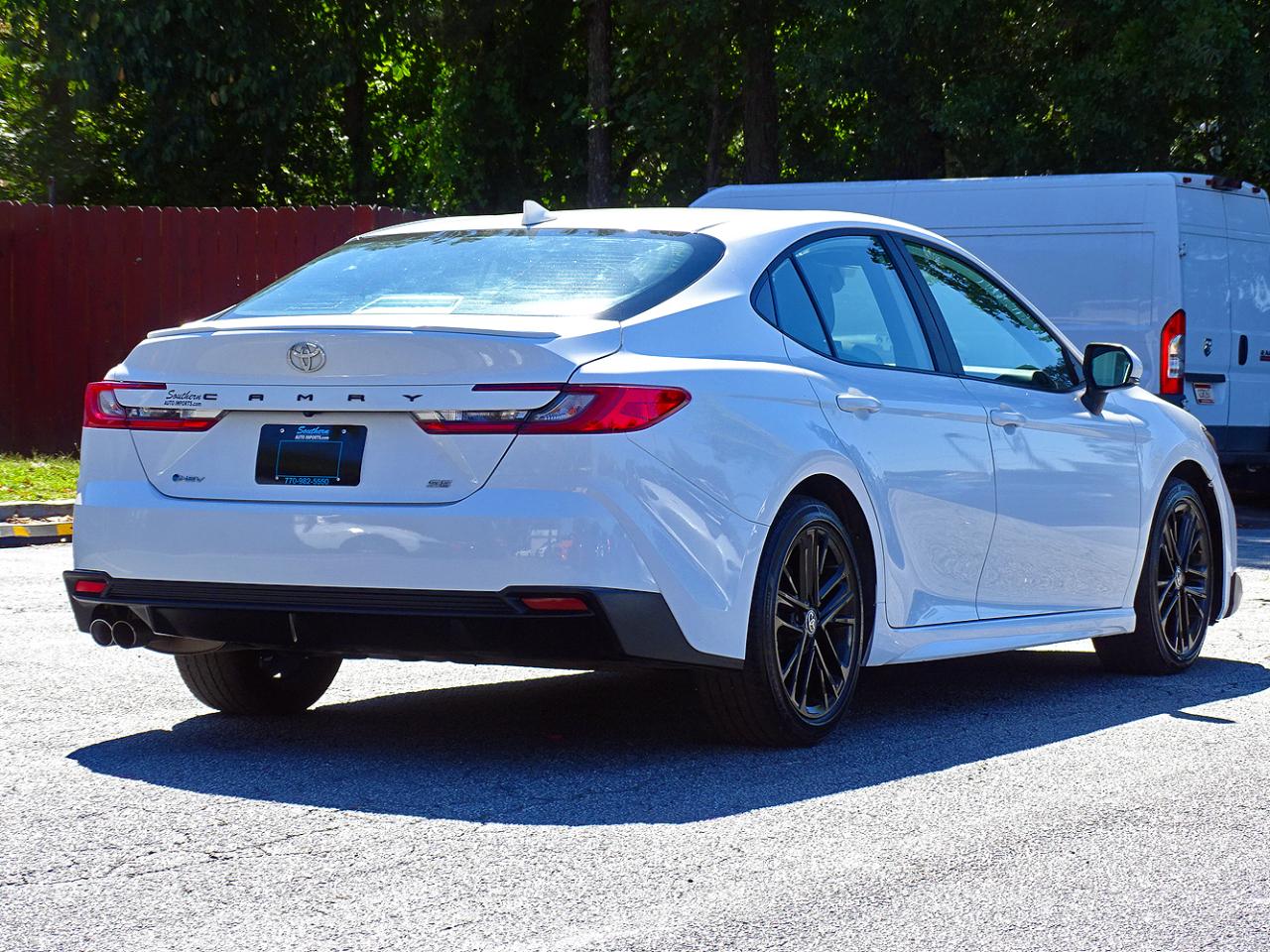 Toyota Camry SE 2025