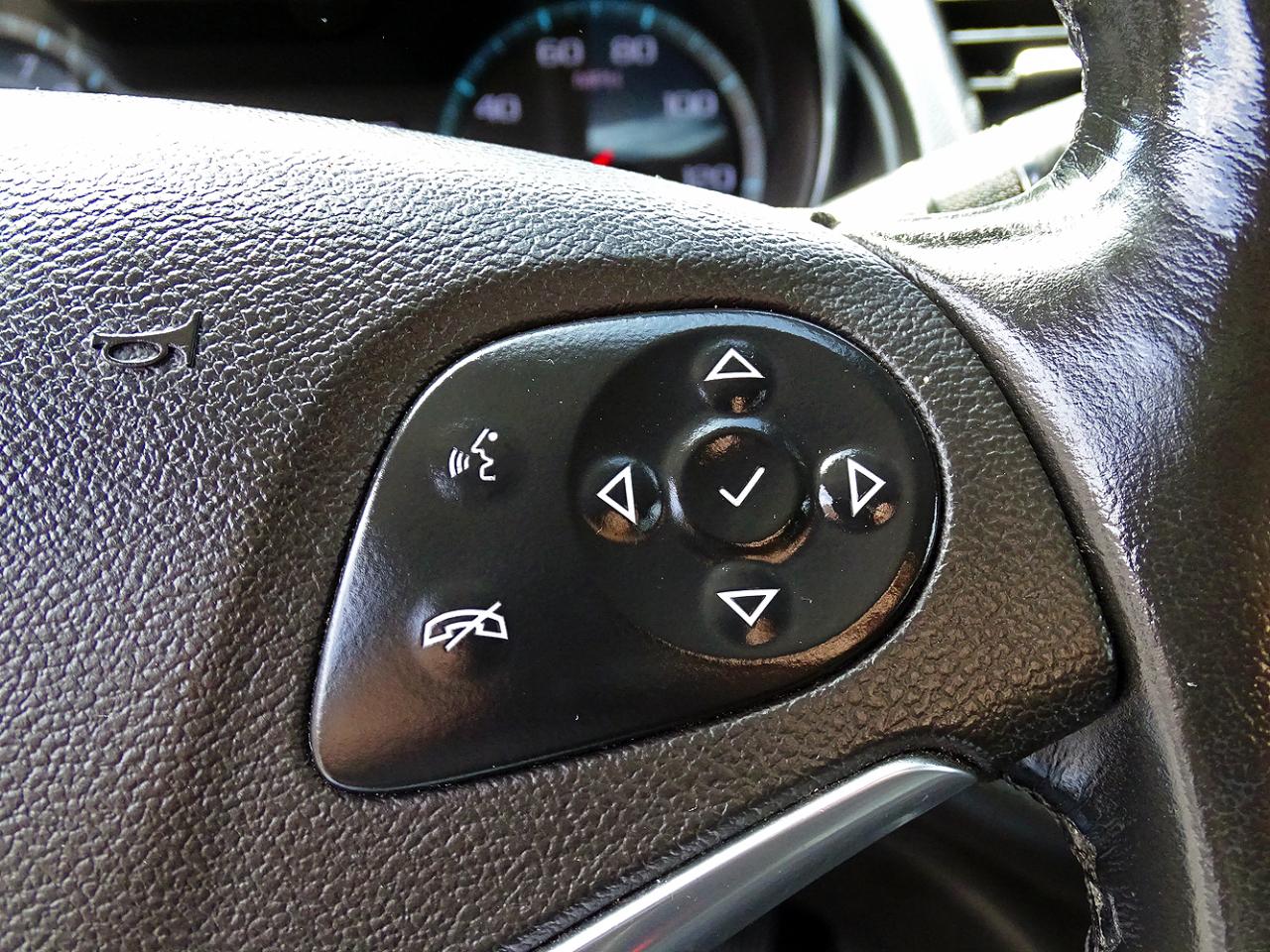 Chevrolet Impala photo 18