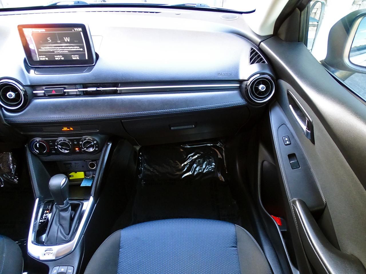 Toyota Yaris iA Auto (Natl) 2018