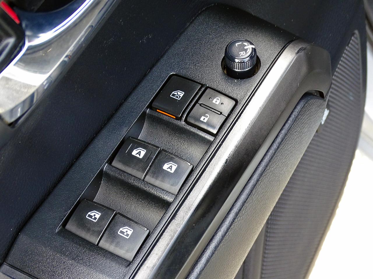 Toyota Tacoma 4WD TRD Off Road Double Cab 5' Bed V6 AT (Natl) 2019