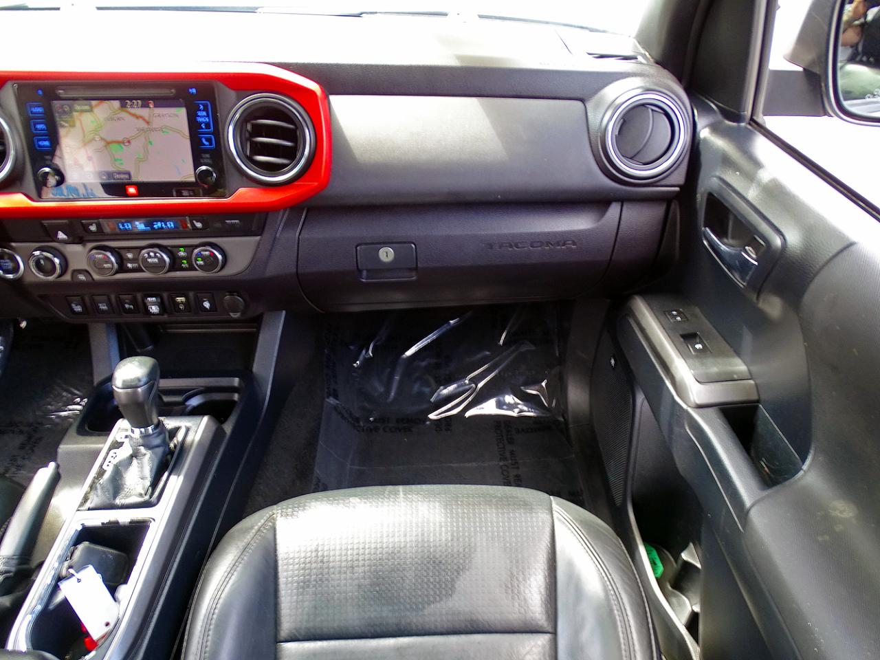 Toyota Tacoma 4WD TRD Off Road Double Cab 5' Bed V6 AT (Natl) 2019