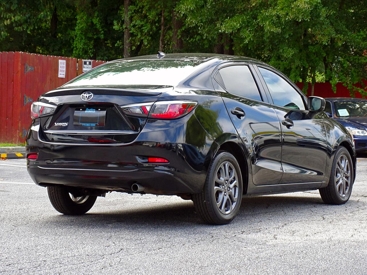 Toyota Yaris Sedan LE Auto (Natl) 2019