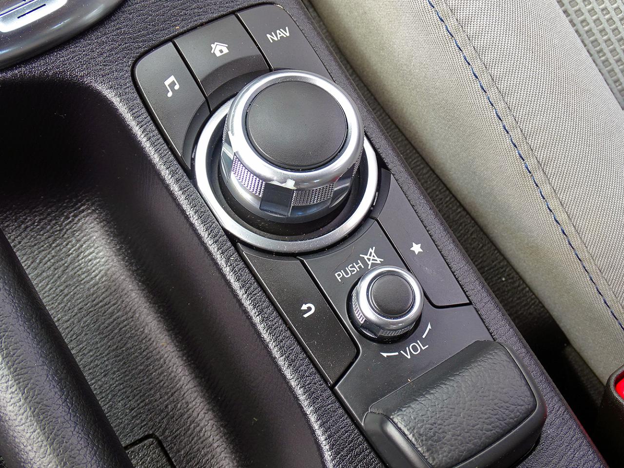Toyota Yaris Sedan LE Auto (Natl) 2019