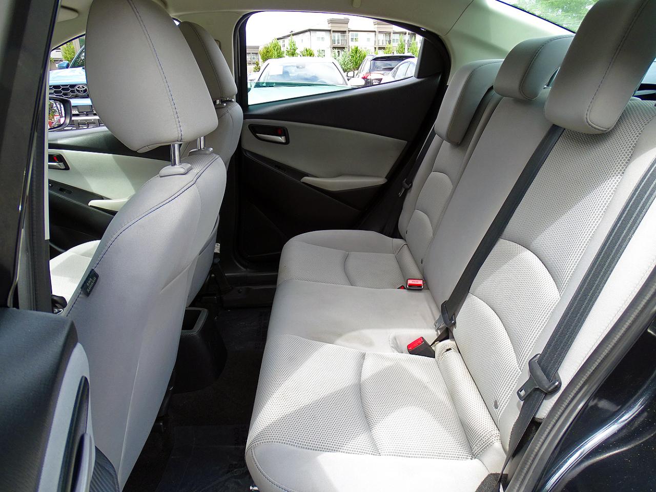 Toyota Yaris Sedan LE Auto (Natl) 2019
