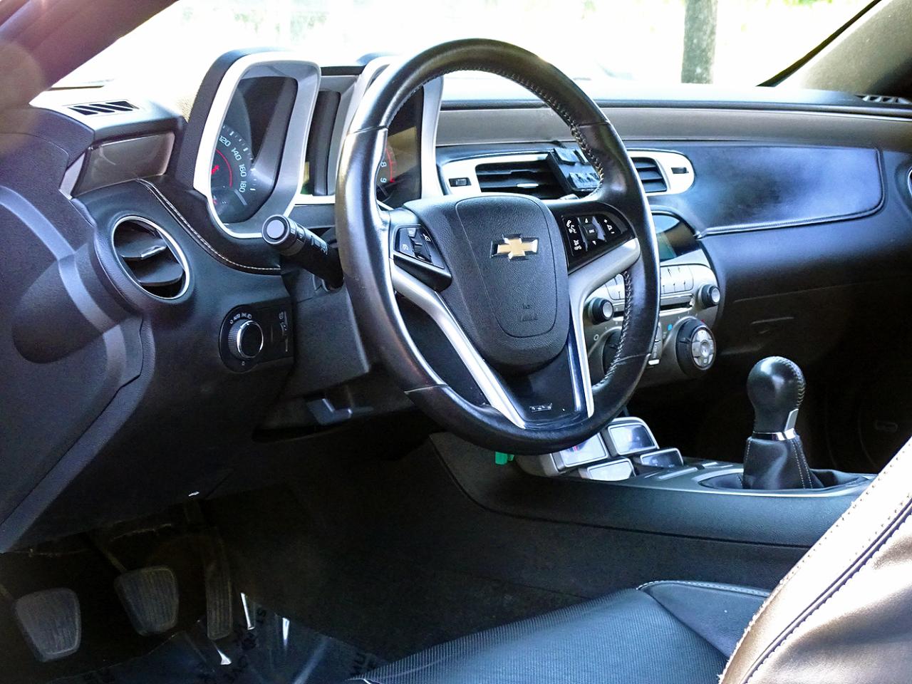 Chevrolet Camaro 2dr Cpe 2SS 2012