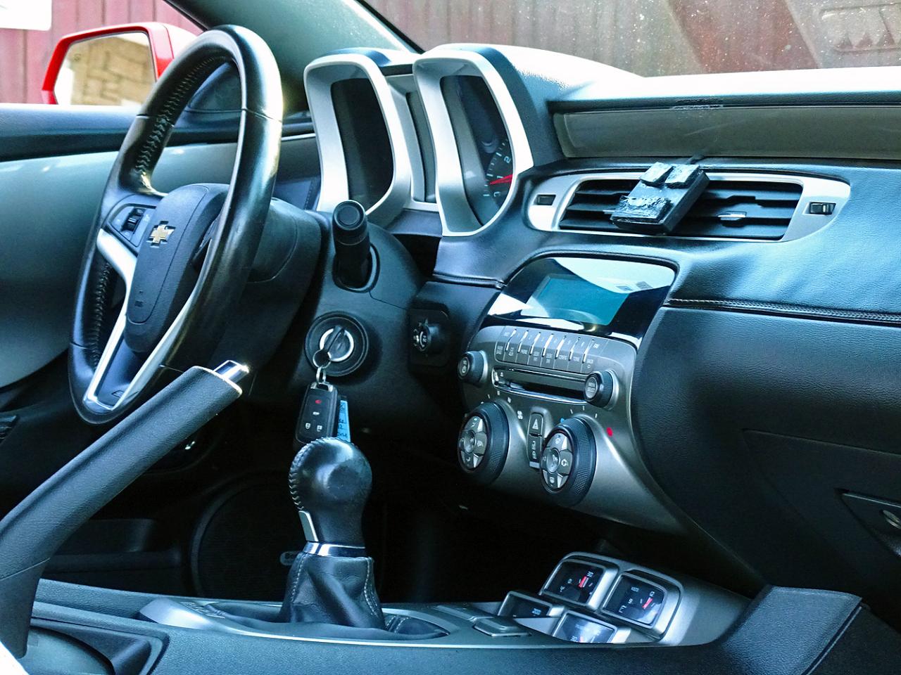 Chevrolet Camaro 2dr Cpe 2SS 2012