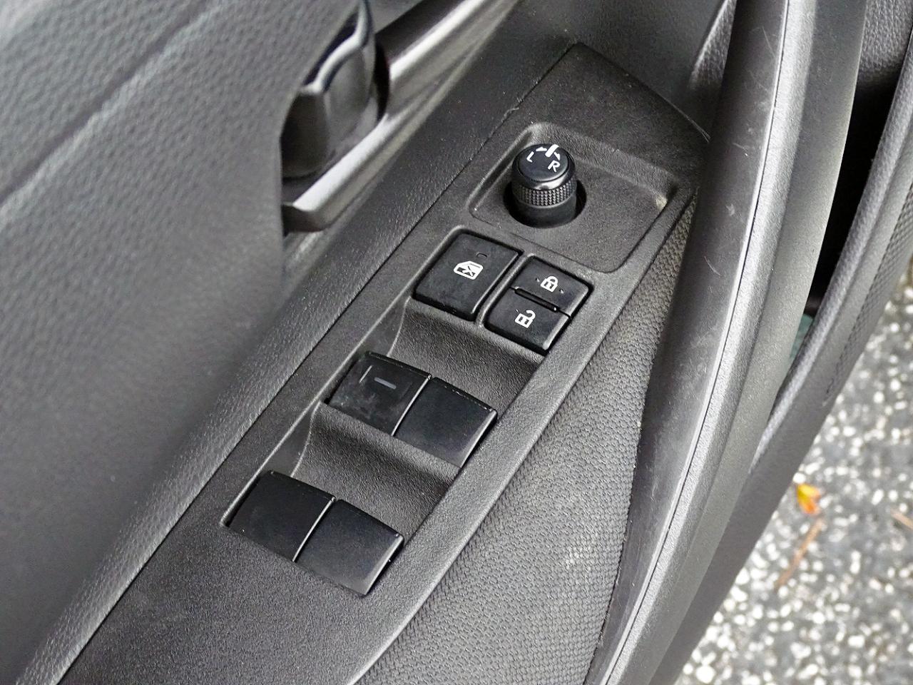 Toyota Corolla LE CVT (Natl) 2022