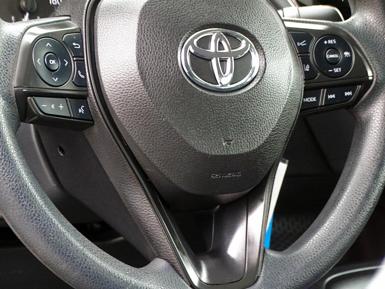 Toyota Corolla LE CVT (Natl) 2022