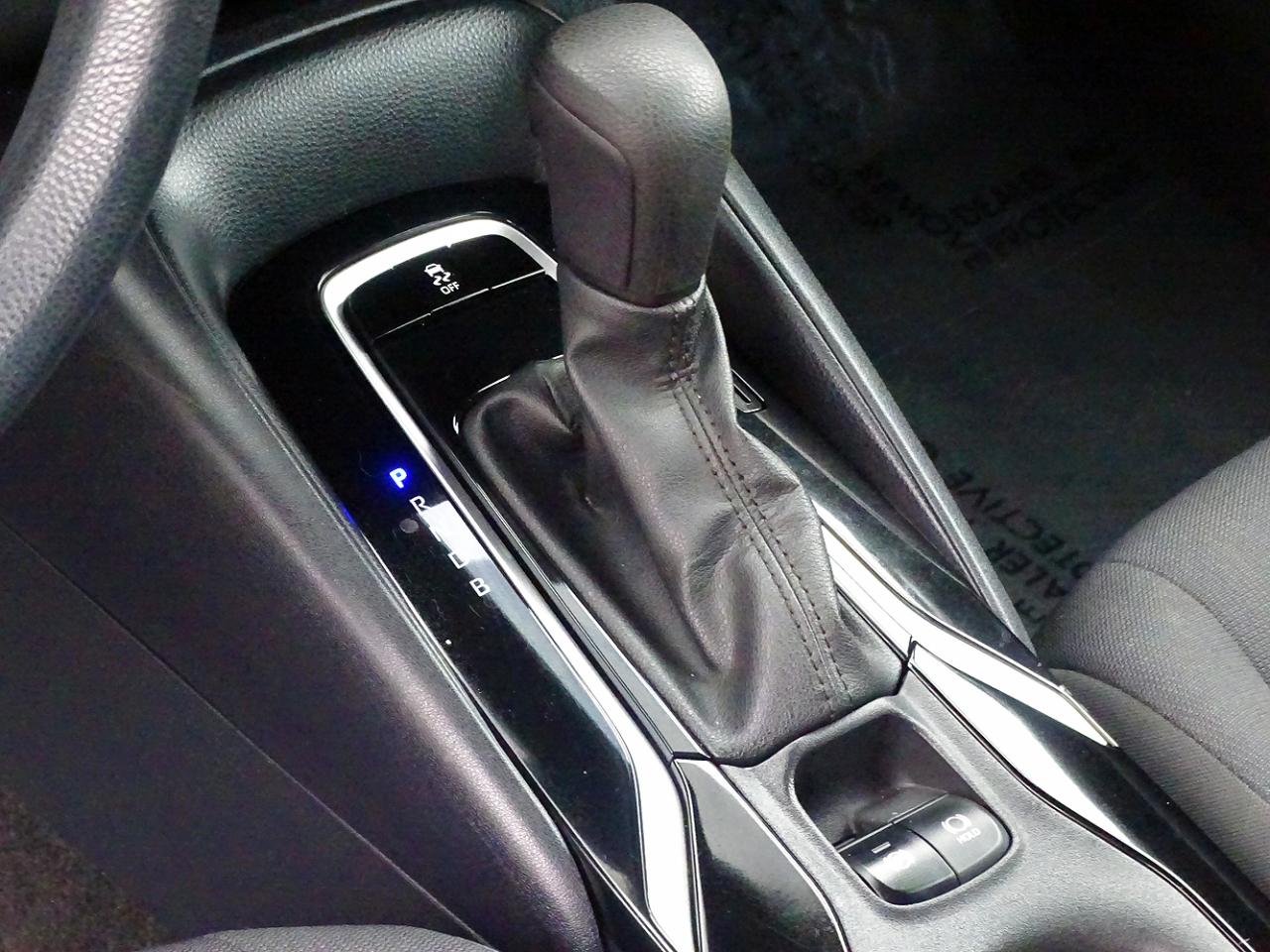 Toyota Corolla LE CVT (Natl) 2022